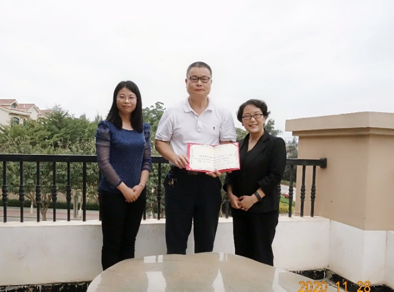 d3cdf170b81e4666b52beb284c40b53c.png d3cdf170b81e4666b52beb284c40b53c.png