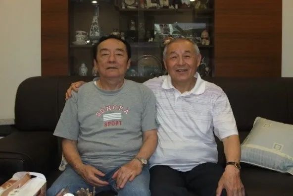 8e217d854cf64310a5db30c3c422f2af.jpg 8e217d854cf64310a5db30c3c422f2af.jpg