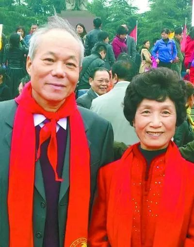 2a2aa2a22547468eae58467e1f0cf071.png 2a2aa2a22547468eae58467e1f0cf071.png