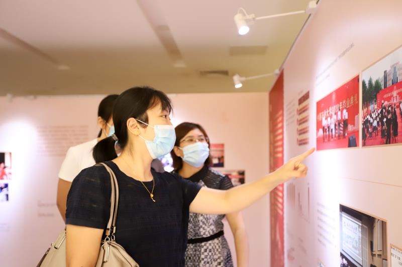 f7ca0e5480aa45358b7c14ad0f62ab1f.jpg f7ca0e5480aa45358b7c14ad0f62ab1f.jpg