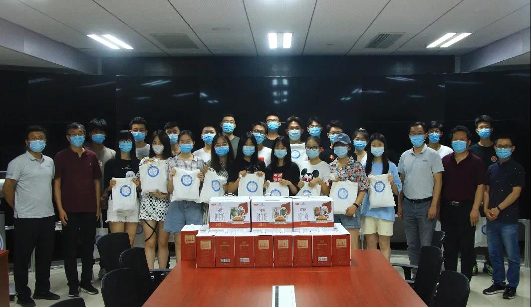 1d84996177194087a15724172c3b450a.jpg 1d84996177194087a15724172c3b450a.jpg