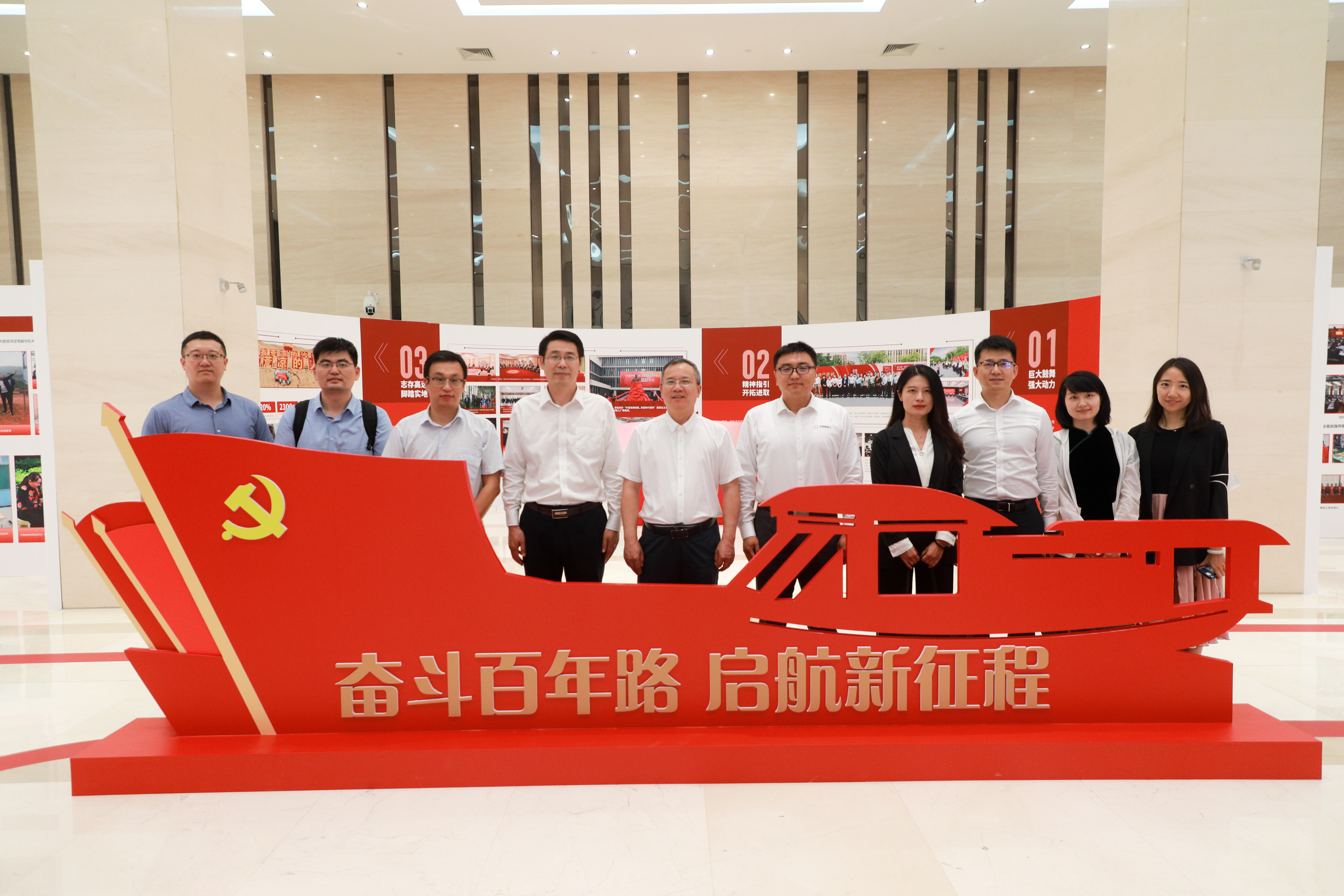 54d756c03de14dad8eef2a50481b9238.jpg 54d756c03de14dad8eef2a50481b9238.jpg