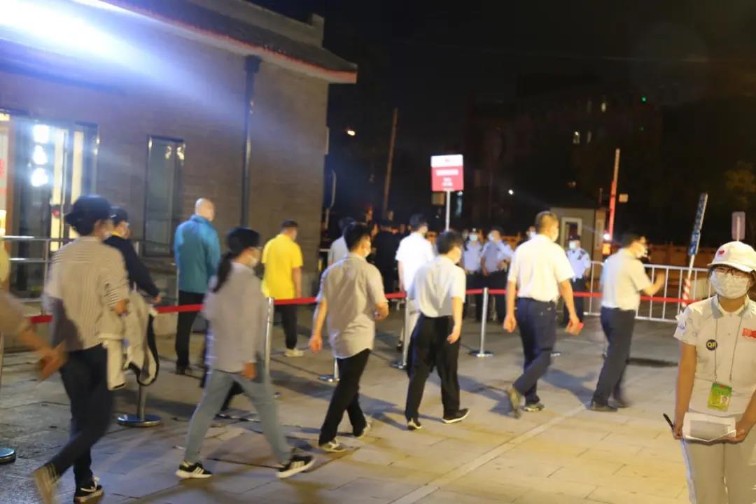 90a1c7068b8c470ca1d4f1db1426b082.jpg 90a1c7068b8c470ca1d4f1db1426b082.jpg