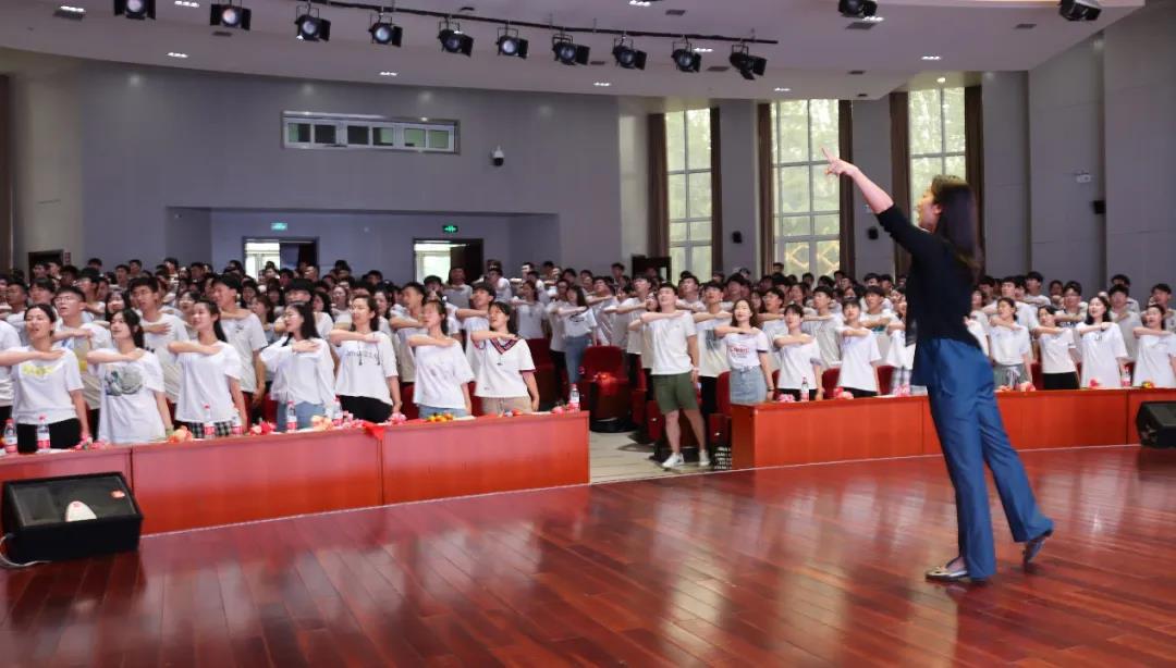 b024d36bf928404faba5be77efc0781d.jpg b024d36bf928404faba5be77efc0781d.jpg