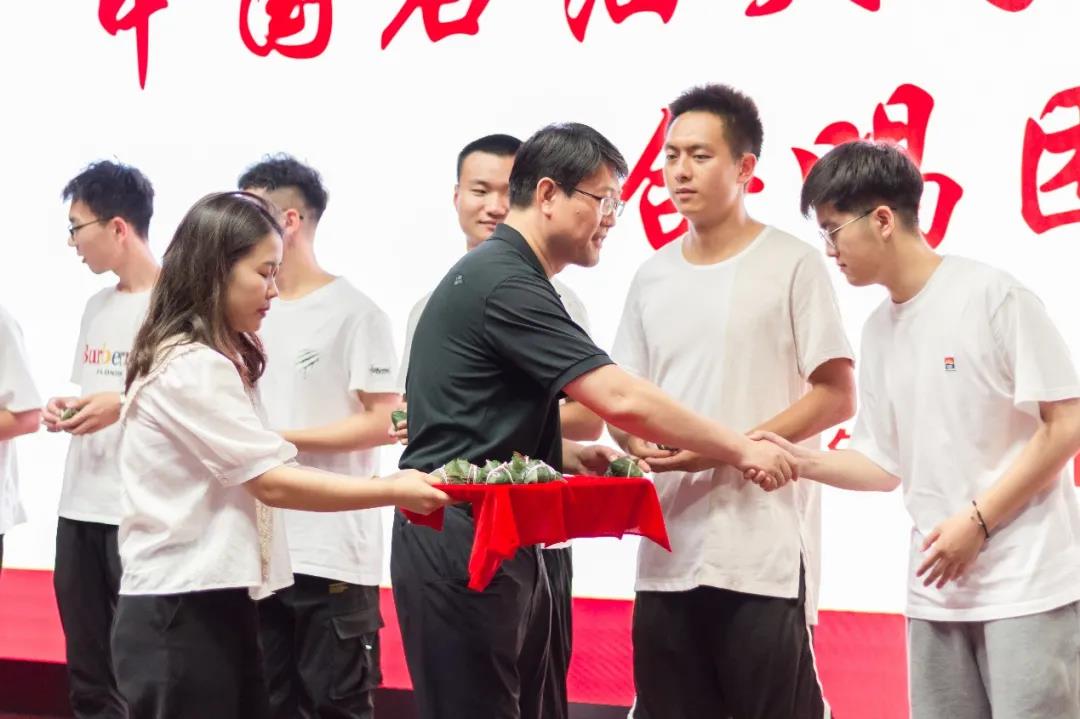 c3cc1623fc65467e8010df2c9f331261.jpg c3cc1623fc65467e8010df2c9f331261.jpg