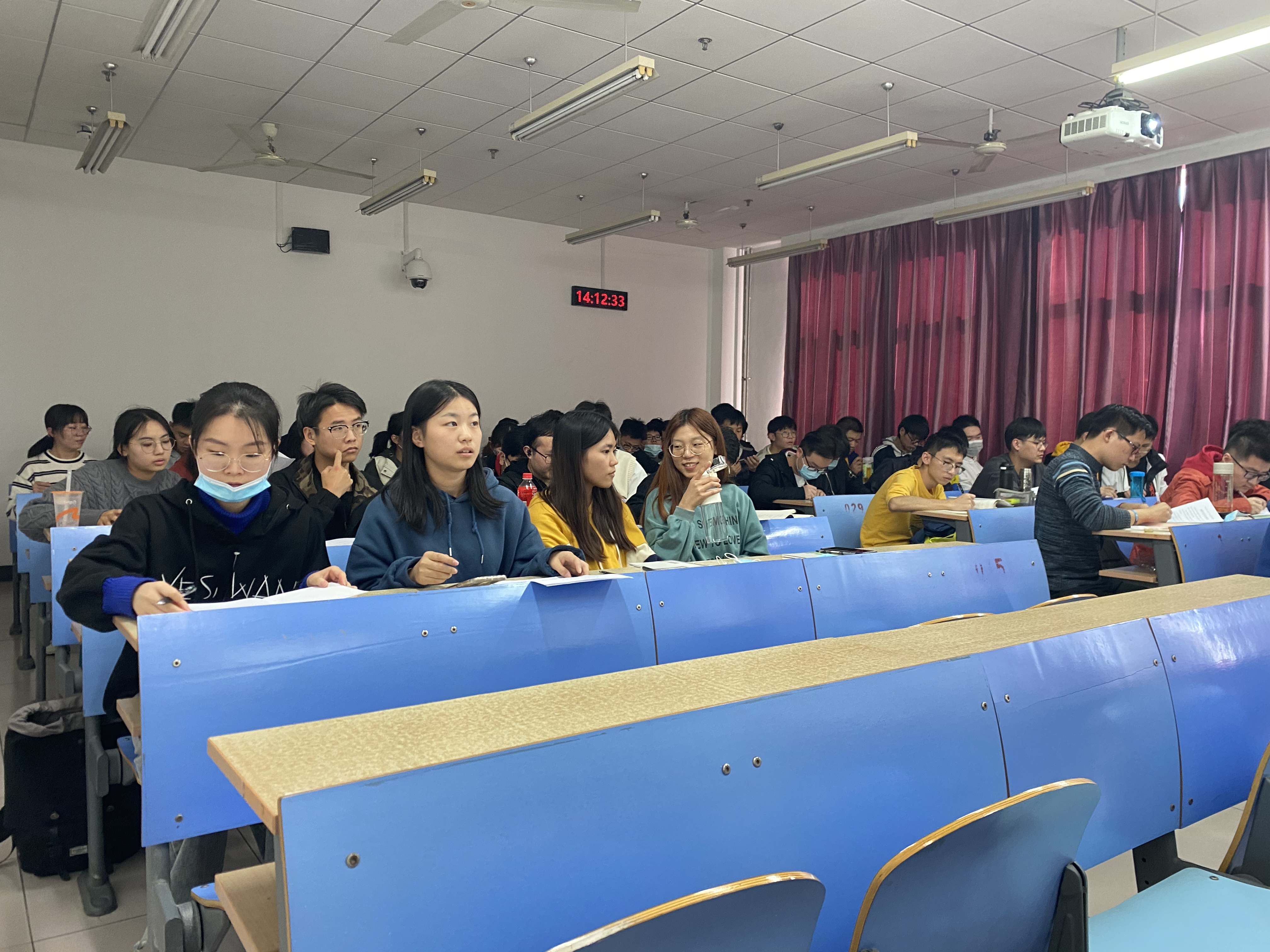 913b42bbdcd94ad4a6512640655b0f15.jpg 913b42bbdcd94ad4a6512640655b0f15.jpg