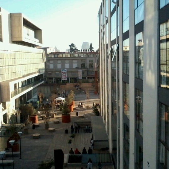 Universidad Andrés Bello - University in Santiago